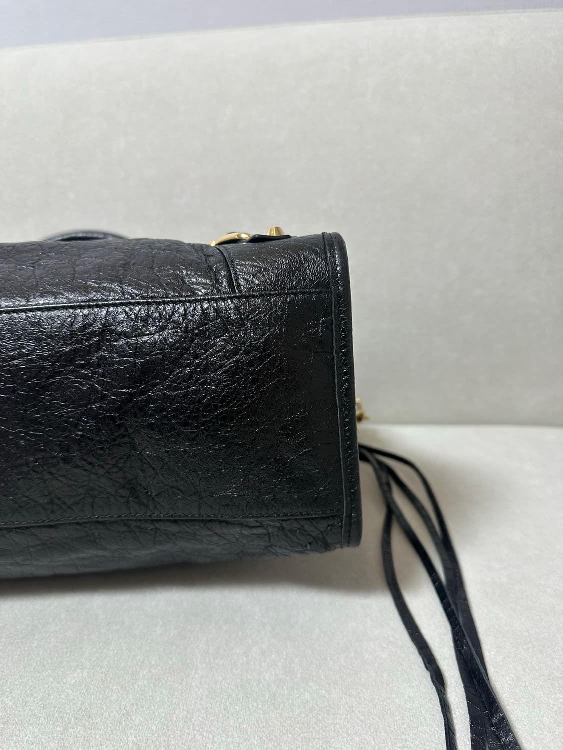 [SA 정품] 발렌시아가 시티 모터백 미디움 블랙 상품이미지6