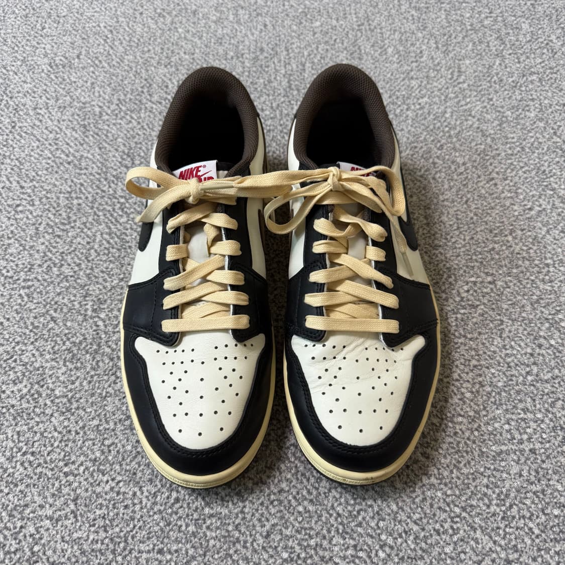 나이키 에어조던1 트레비스스캇 275 상품이미지2