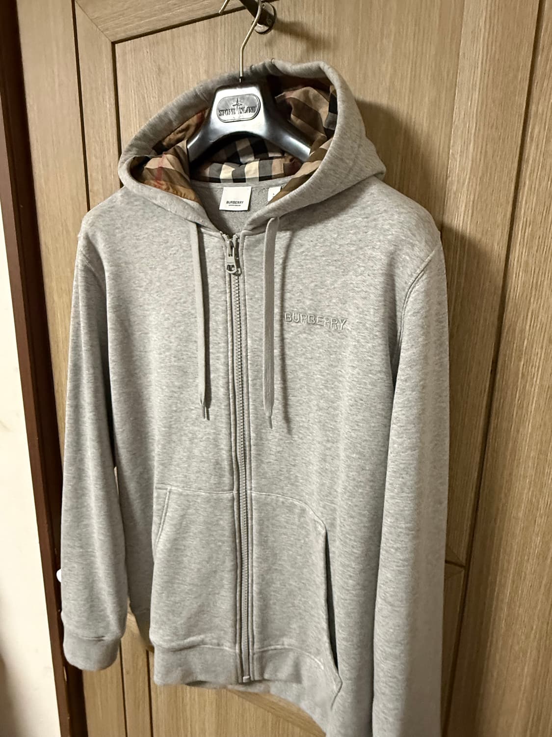 버버리 HOVE 레터링 로고 체크 후드집업 L 상품이미지2