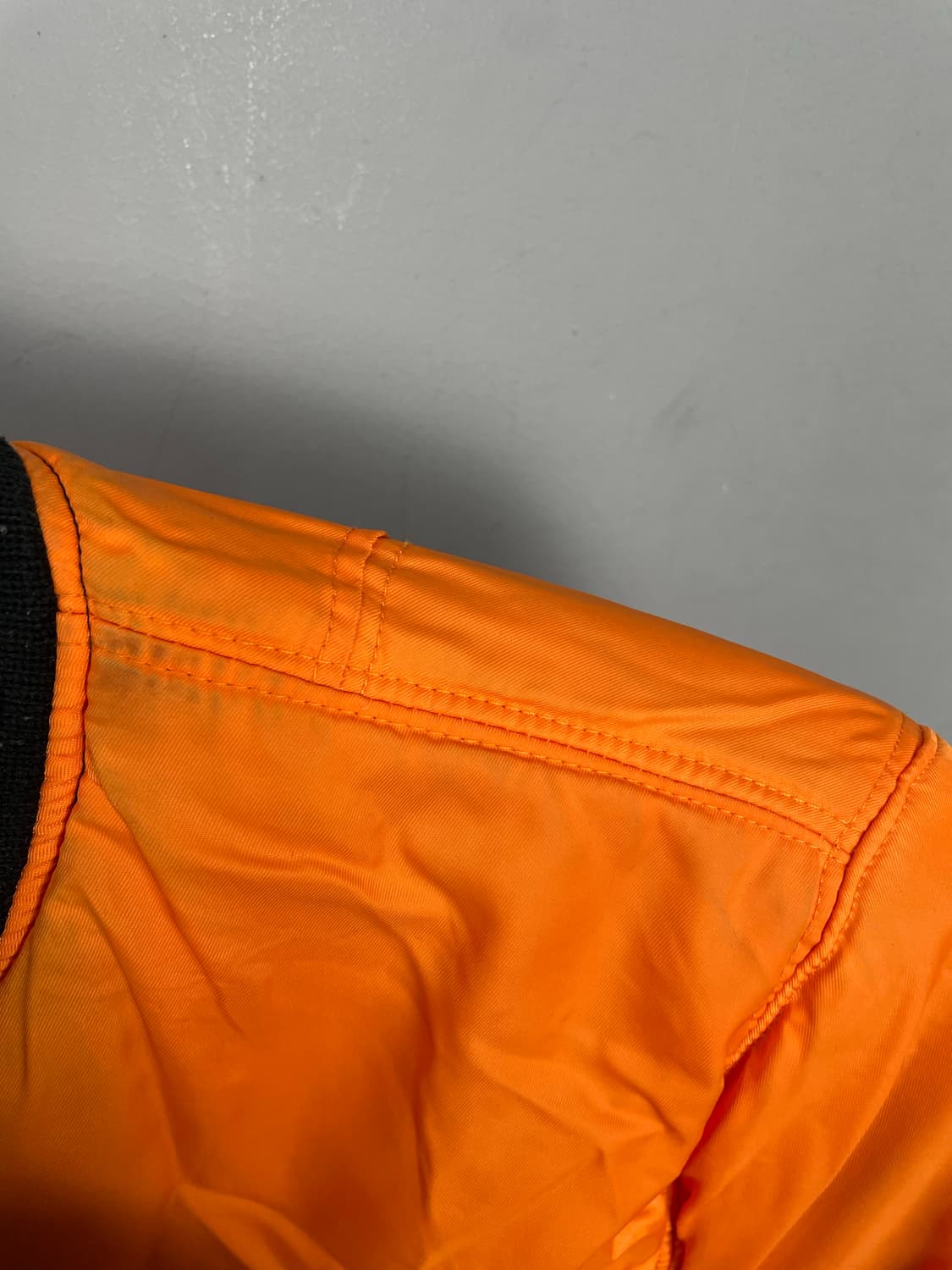 알파 인더스트리 MA-1 플라이트 리버시블 자켓 H2040 상품이미지10