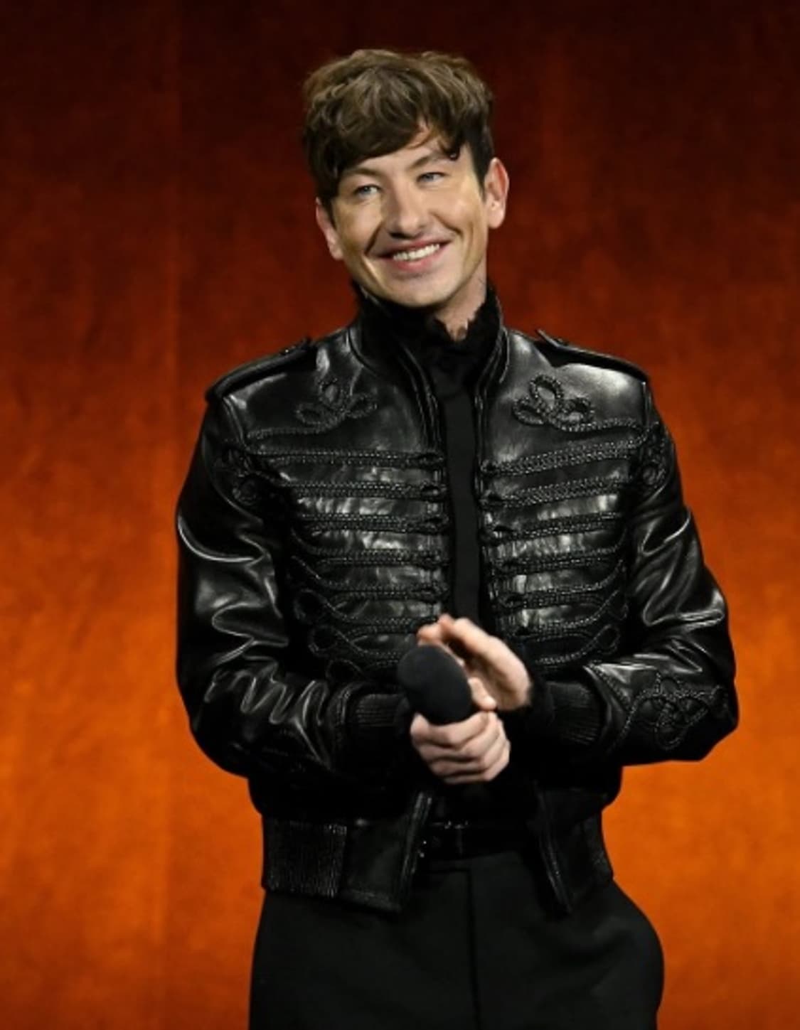 알렉산더맥퀸 25fw 나폴레옹 레더 자켓 상품이미지2