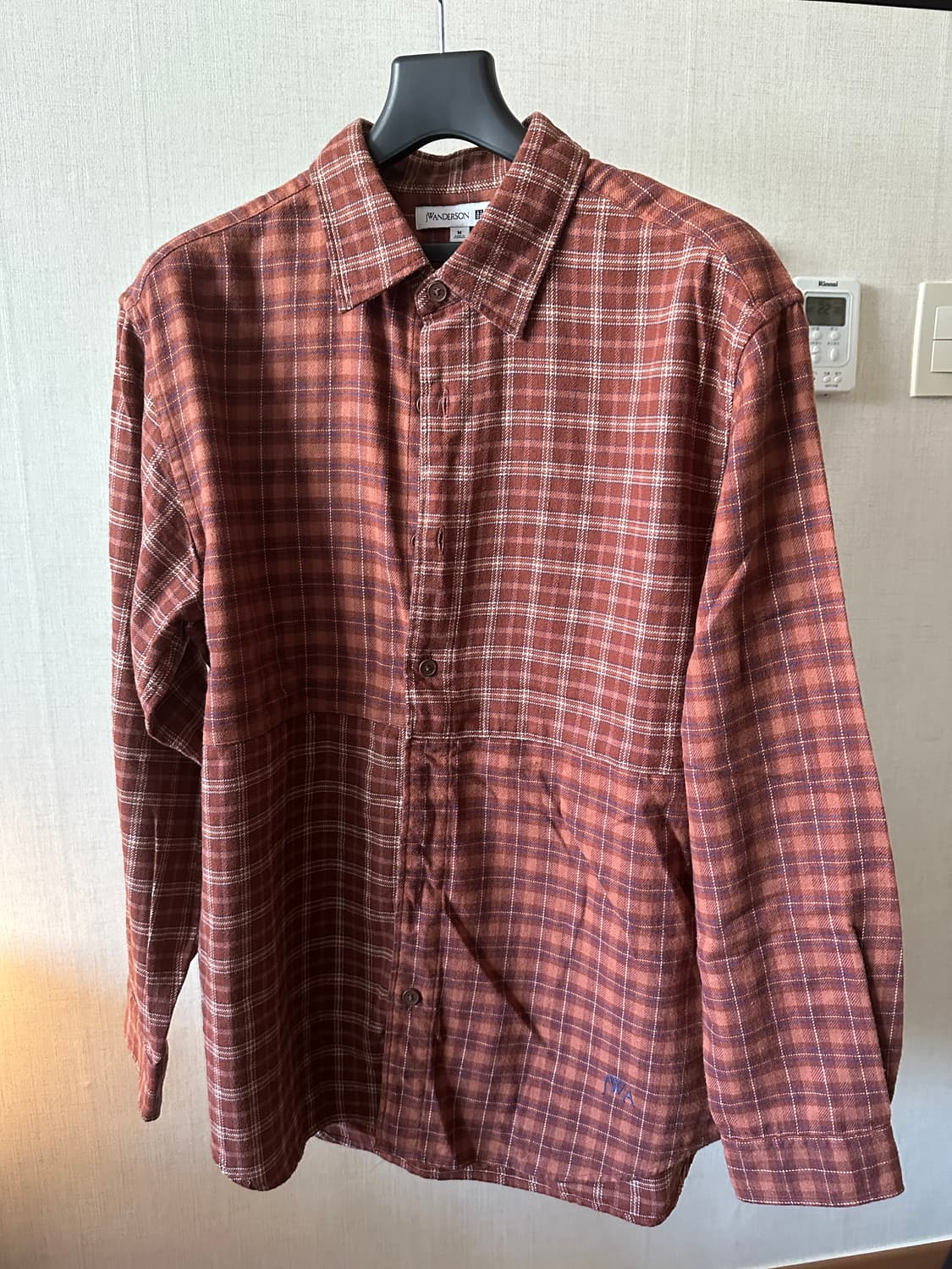 유니클로 jw엔더슨 셔츠 상품이미지1