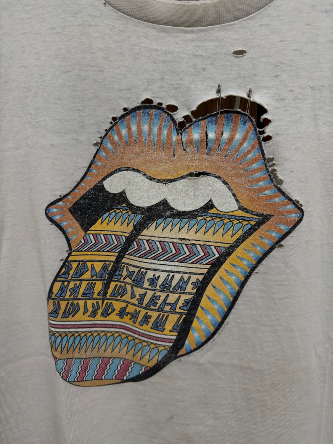Super distressed Rolling stones Tour Tee 상품이미지3