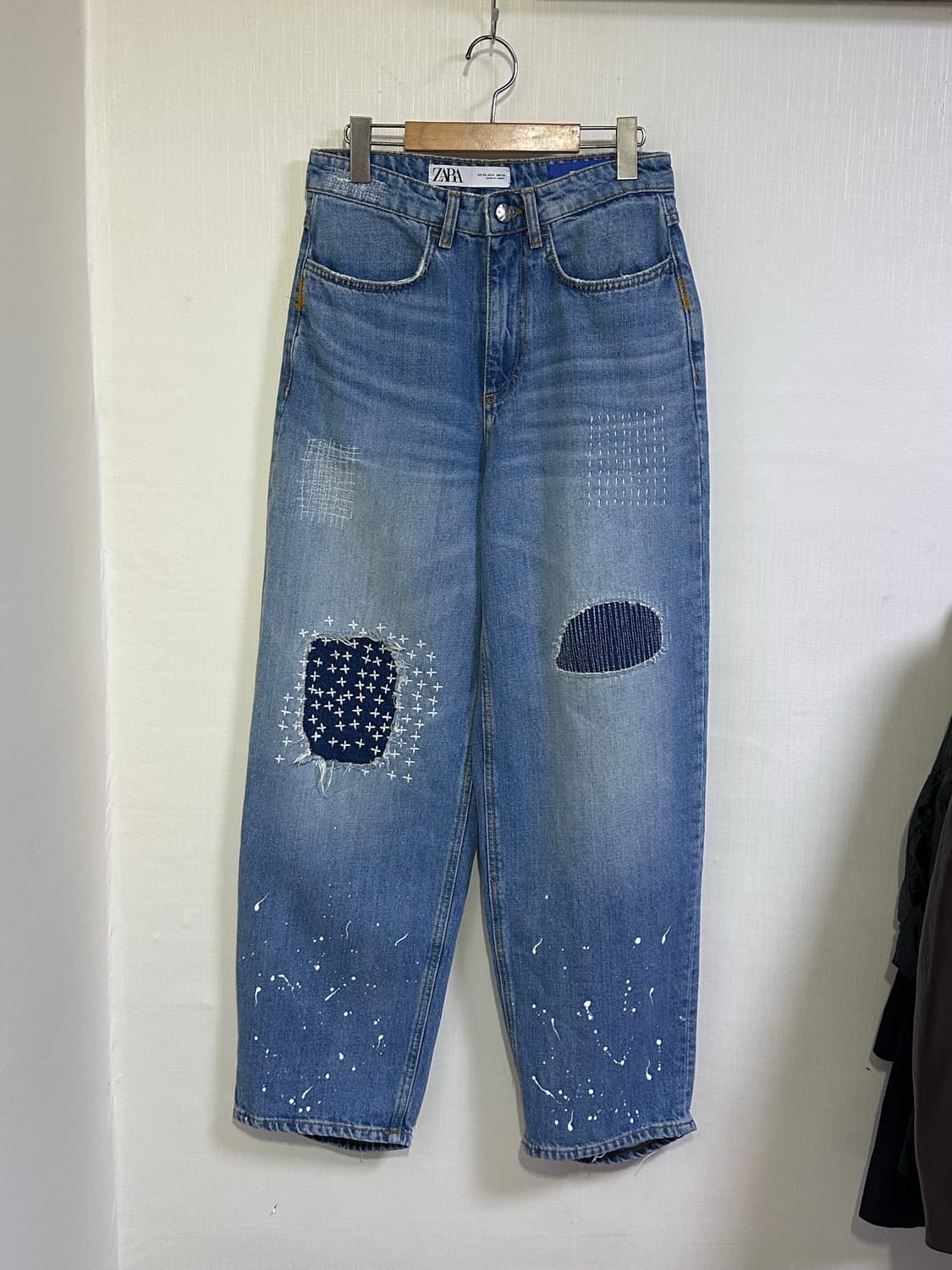 자라 아더에러 패치워크 워싱 데님 진 / 34/29-30“ 상품이미지1