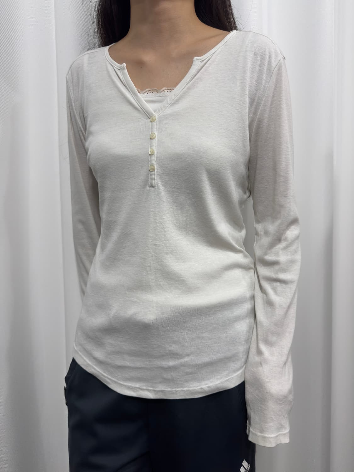 gap white longsleeve 상품이미지2