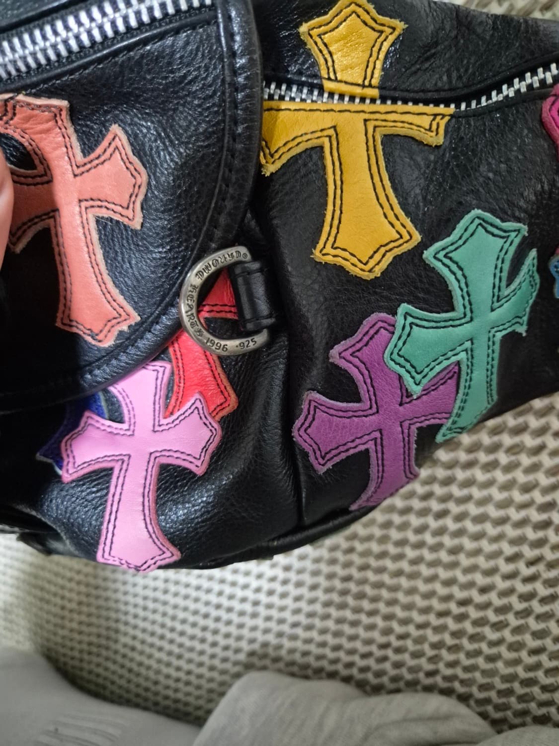 [OS] 크롬하츠 멀티 크로스 레더 블랙 스냅백 상품이미지4