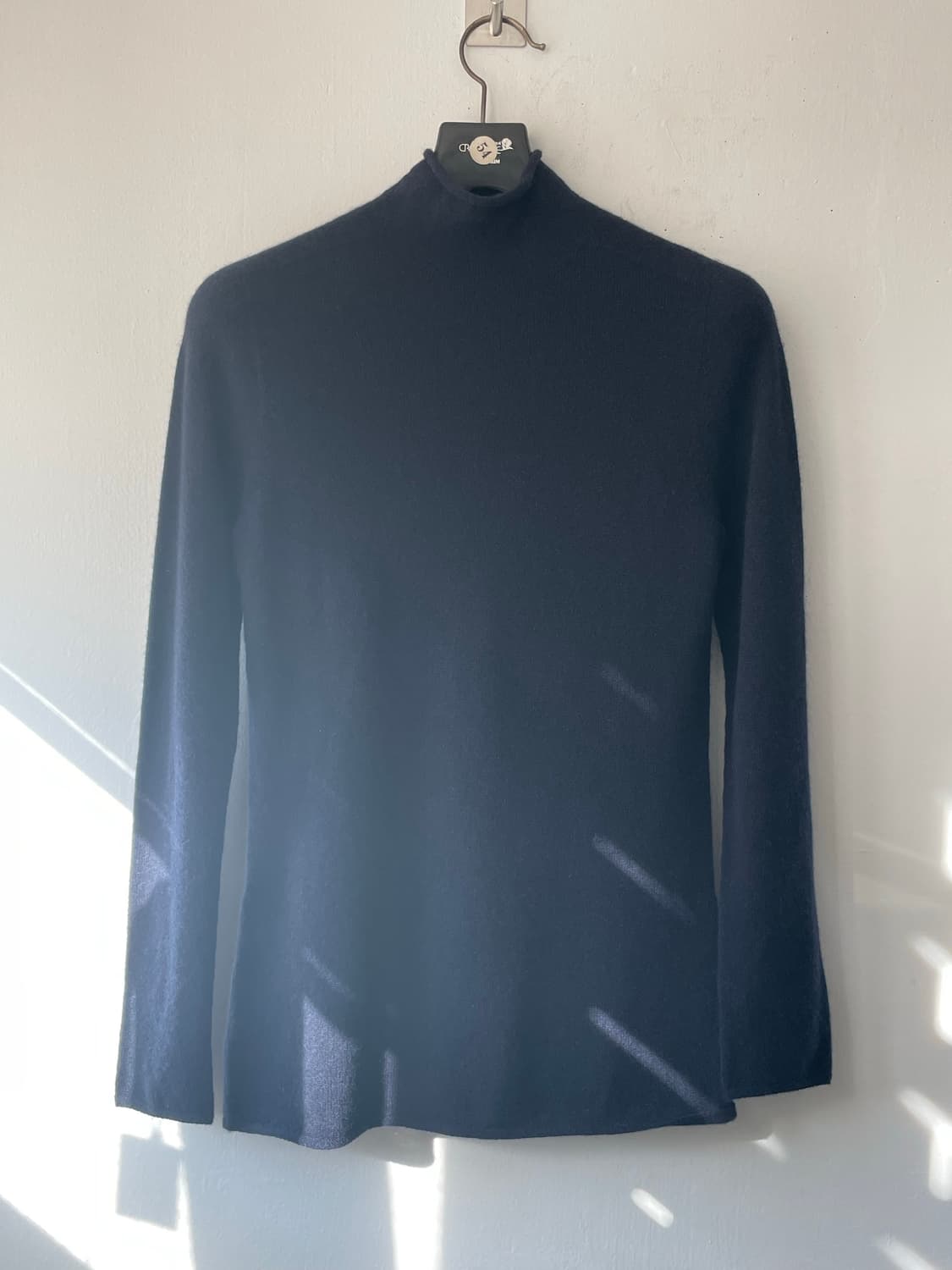 (토이오) 이태리 까리아지 캐시미어100 싱글 하이넥 롱 슬리브 홀가먼트 상품이미지1