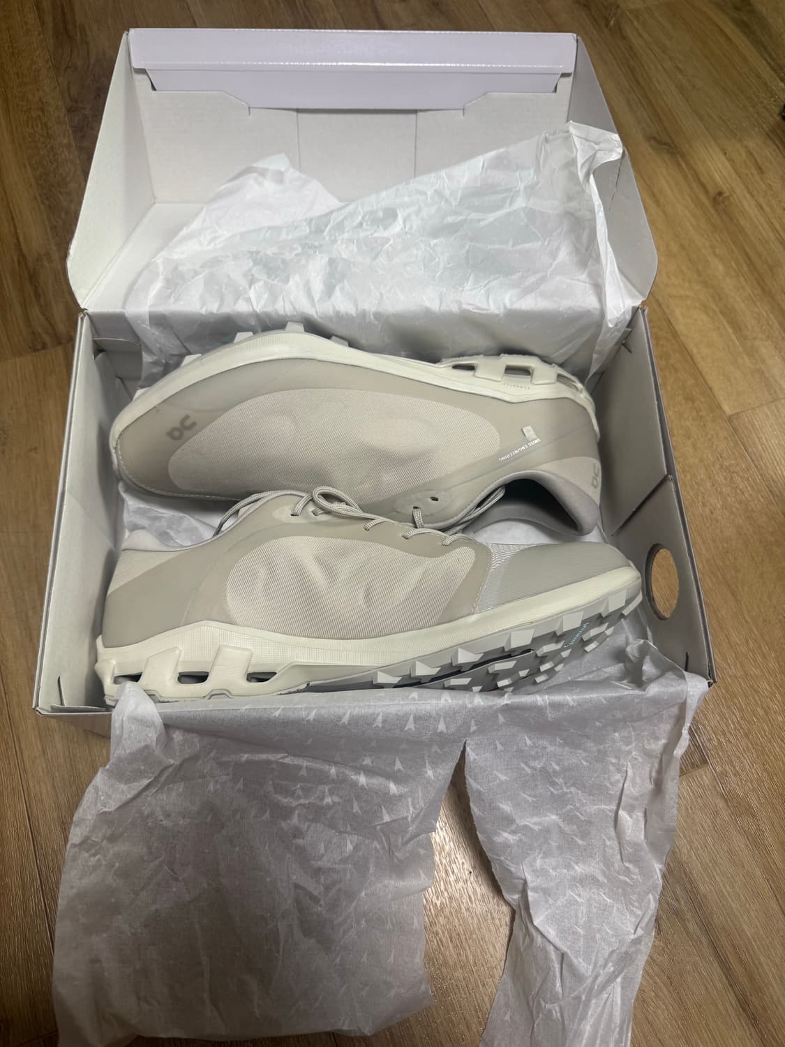 온 러닝 x 포스트 아카이브 팩션 클라우드벤쳐 피크 아이스 문 285 상품이미지2