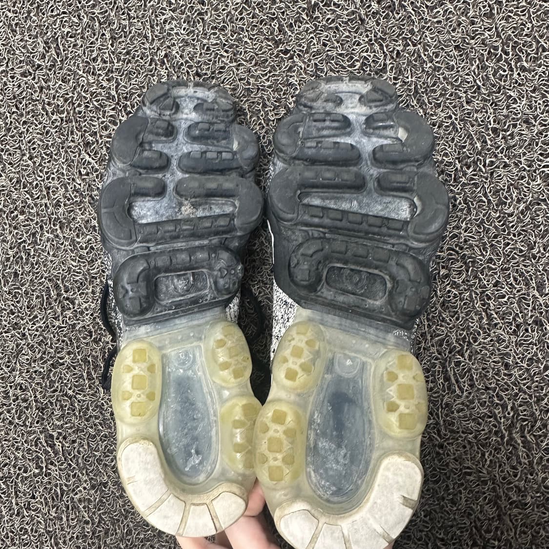 NIKE 나이키 베이퍼맥스 플라이니트2 오레오 270 상품이미지5