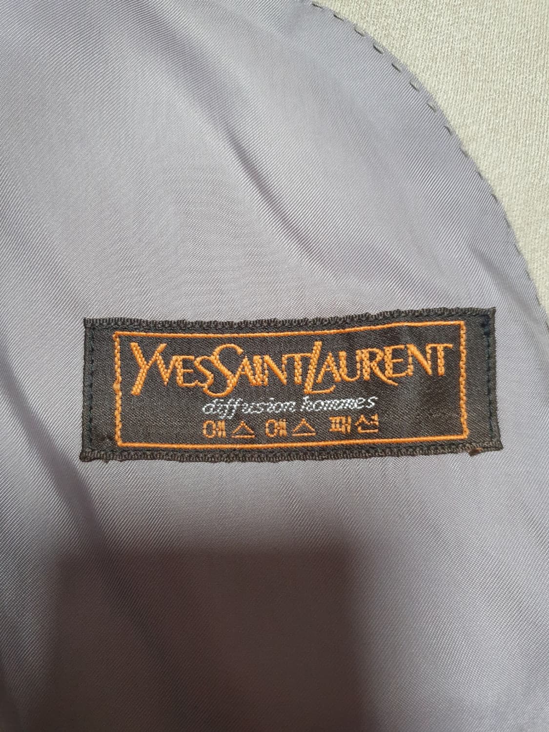 YSL 입생로랑 클래식 울 코트 샌드베이지 95 상품이미지8