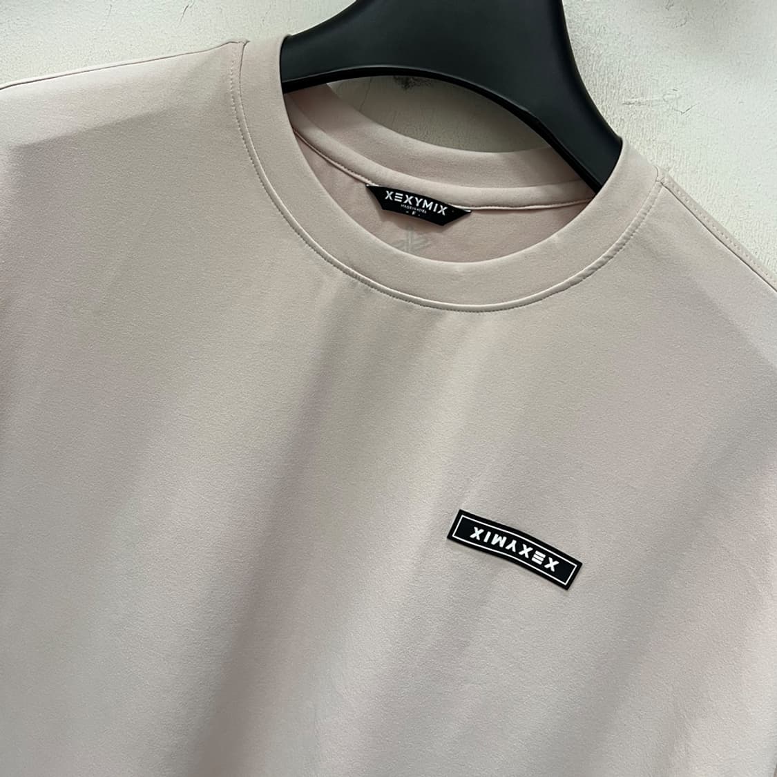 젝시믹스 루즈핏 커버업 와펜패치 스판 반팔티 FREE 상품이미지3