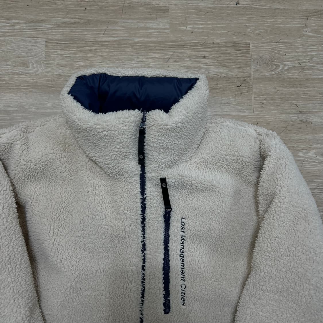 엘엠씨 덕다운 리버시블 뽀글이 후리스 푸퍼패딩 점퍼 [네이비] S/90 상품이미지6