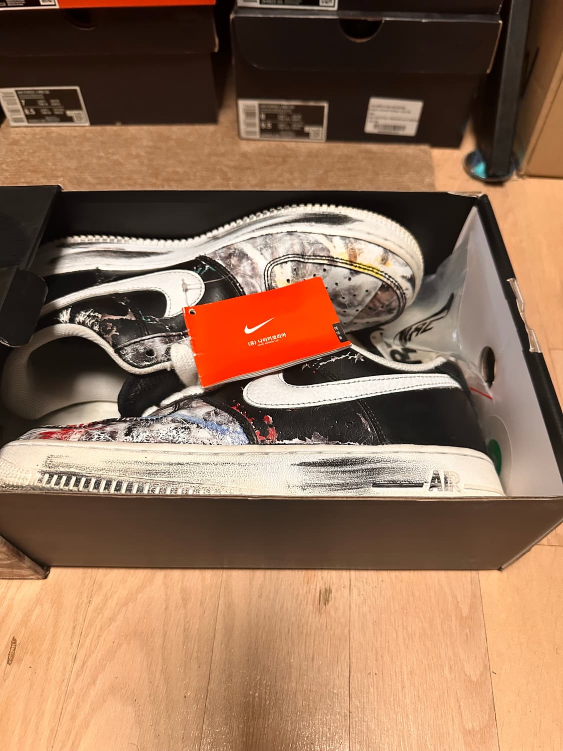 나이키 x 피스마이너스원 에어포스 1 로우 파라노이즈 상품이미지3