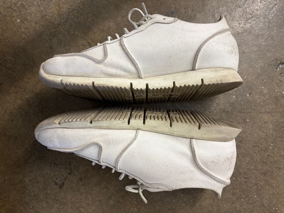 부테로 화이트 스웨이드 스니커즈 41 상품이미지3