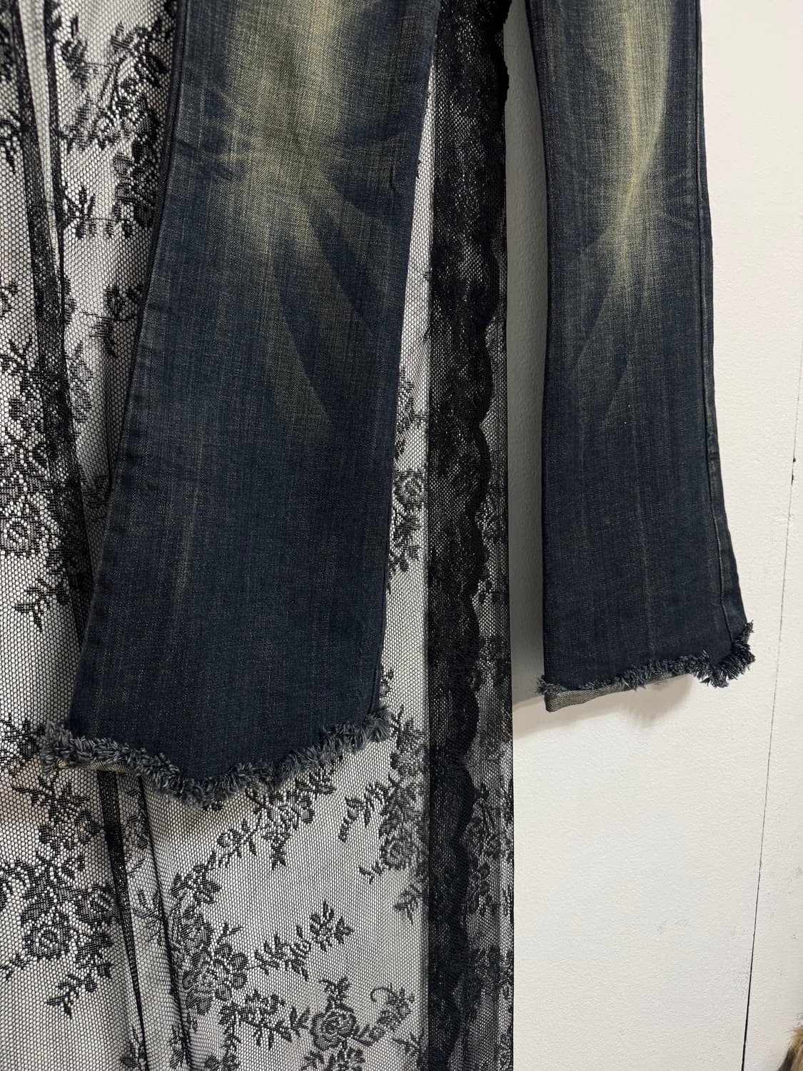 Embroidered Pocket Bootcut pants 상품이미지2