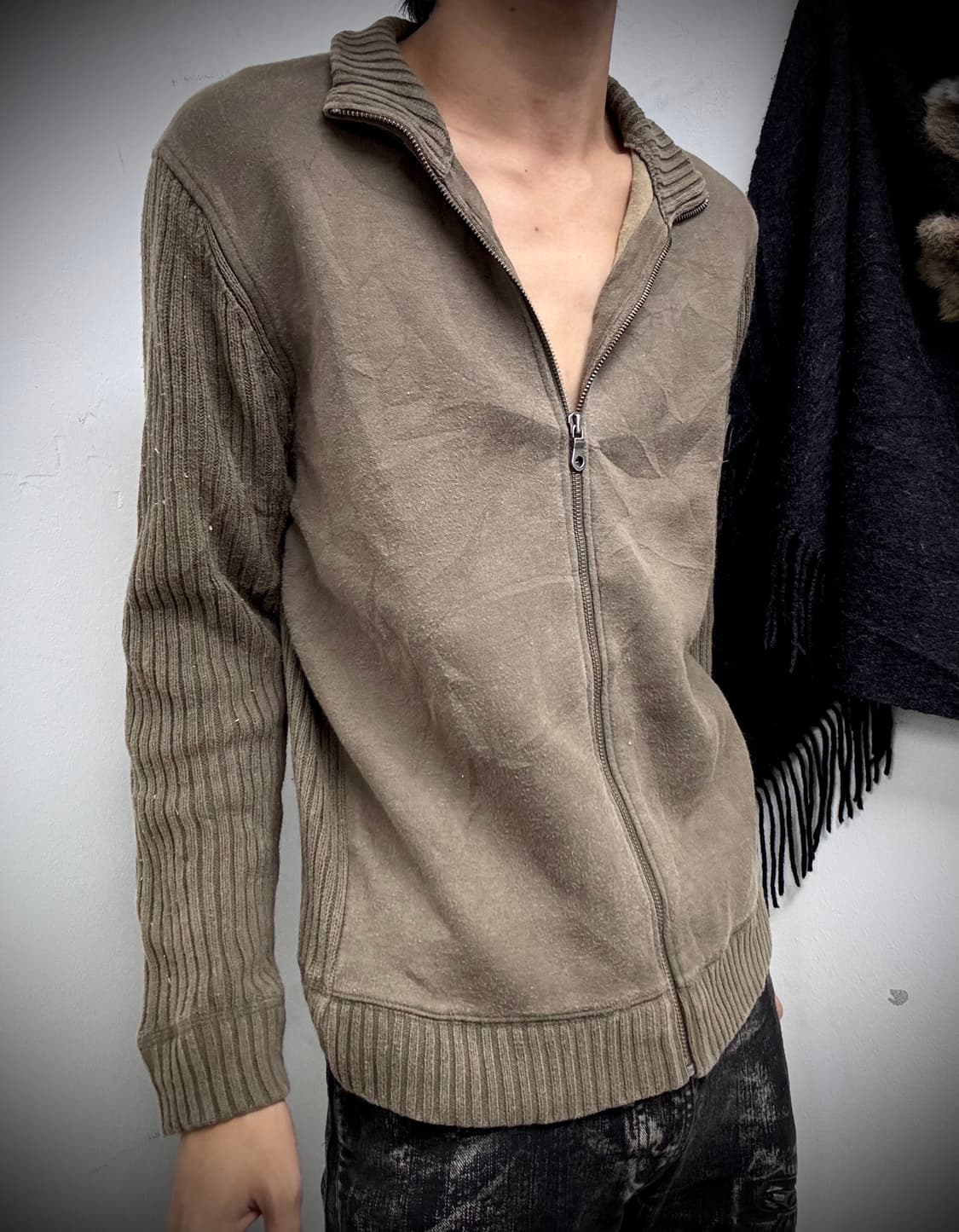 Grunge&Minimal Mood Knit Khaki Zip Up 상품이미지6