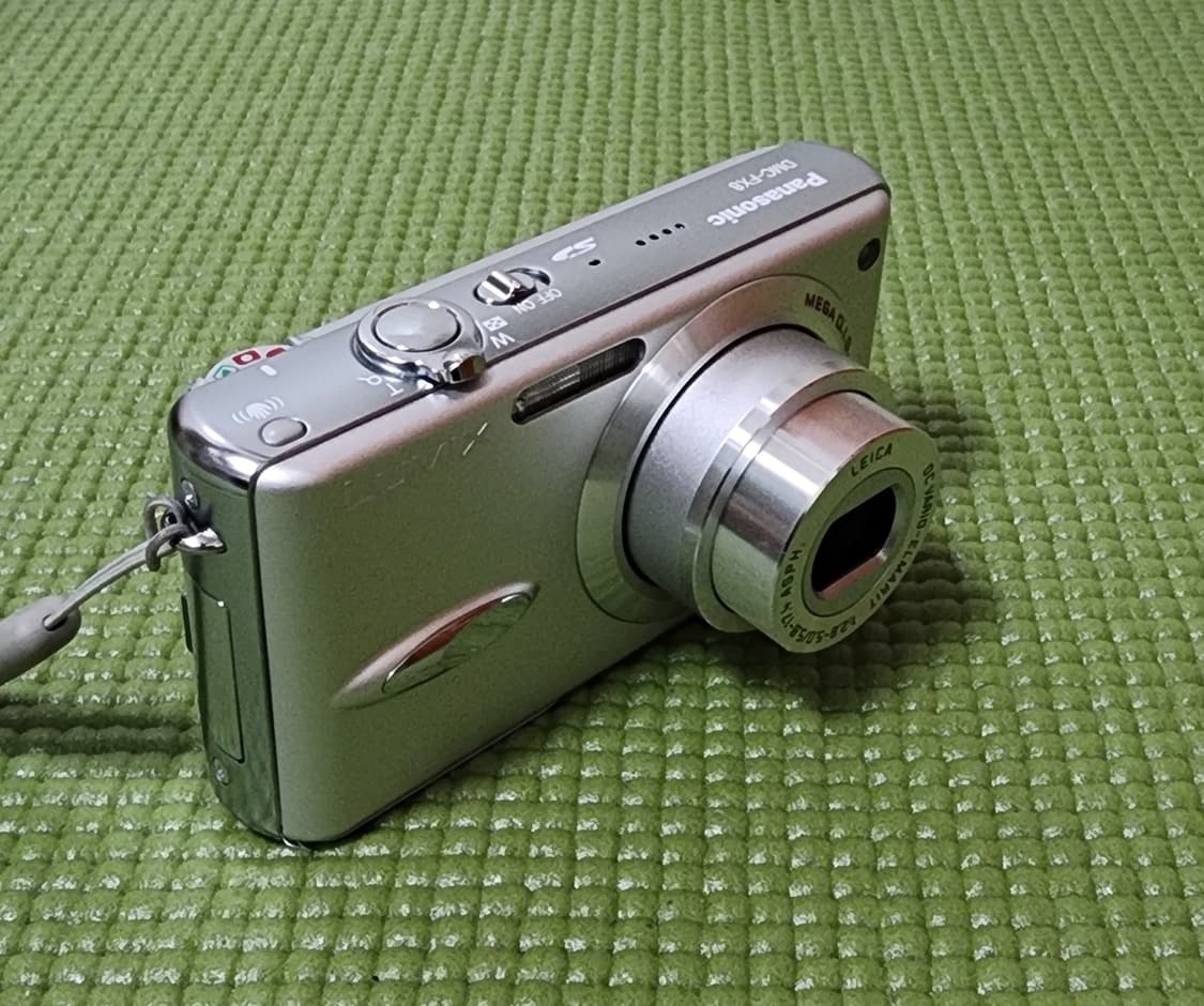 파나소닉 루믹스 디지털 카메라 dmc-fx8 팝니다. 상품이미지3