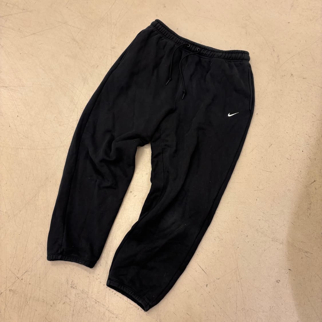 나이키 스우시 블랙 트레이닝 조거 팬츠 상품이미지1