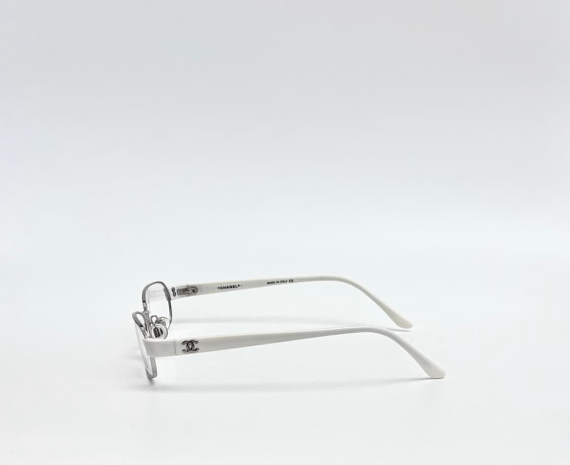 샤넬 화이트 안경 상품이미지3