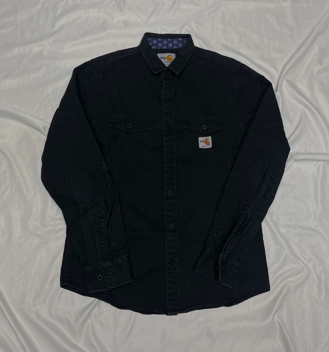 칼하트 FR 스몰로고 블랙솔리드셔츠 L 상품이미지1