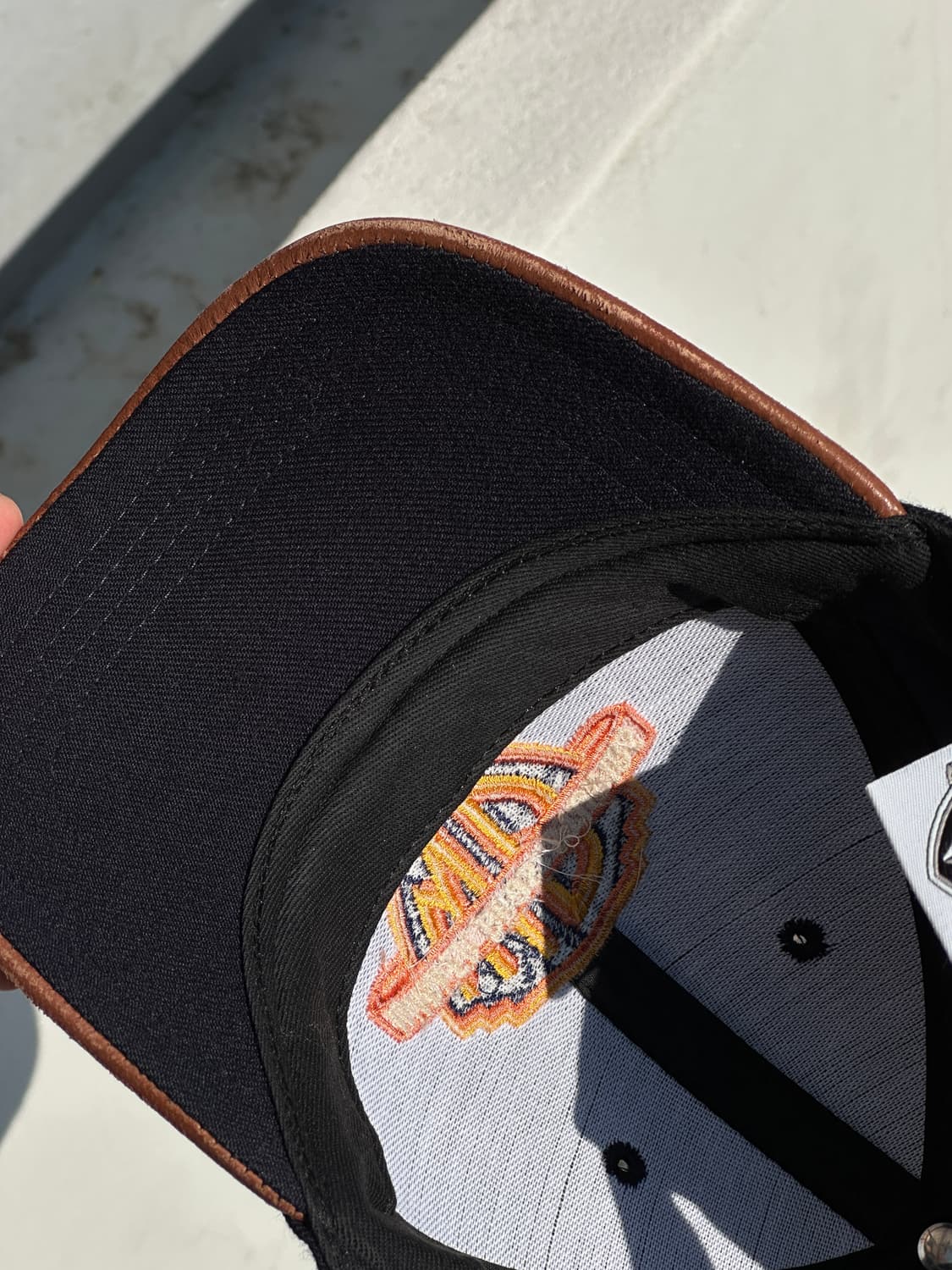 [M-L] 워너브라더스 스튜디오 네이비 가죽 볼캡 모자 상품이미지5