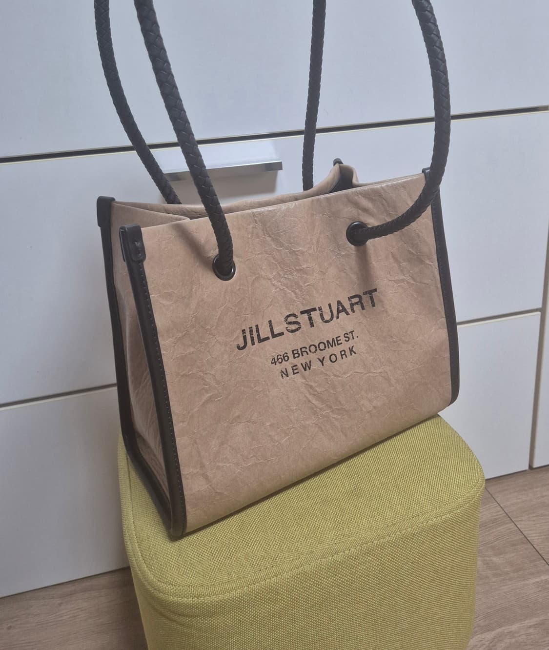 질스튜어트 가방 비건레더 페이퍼백 숄더백 상품이미지3