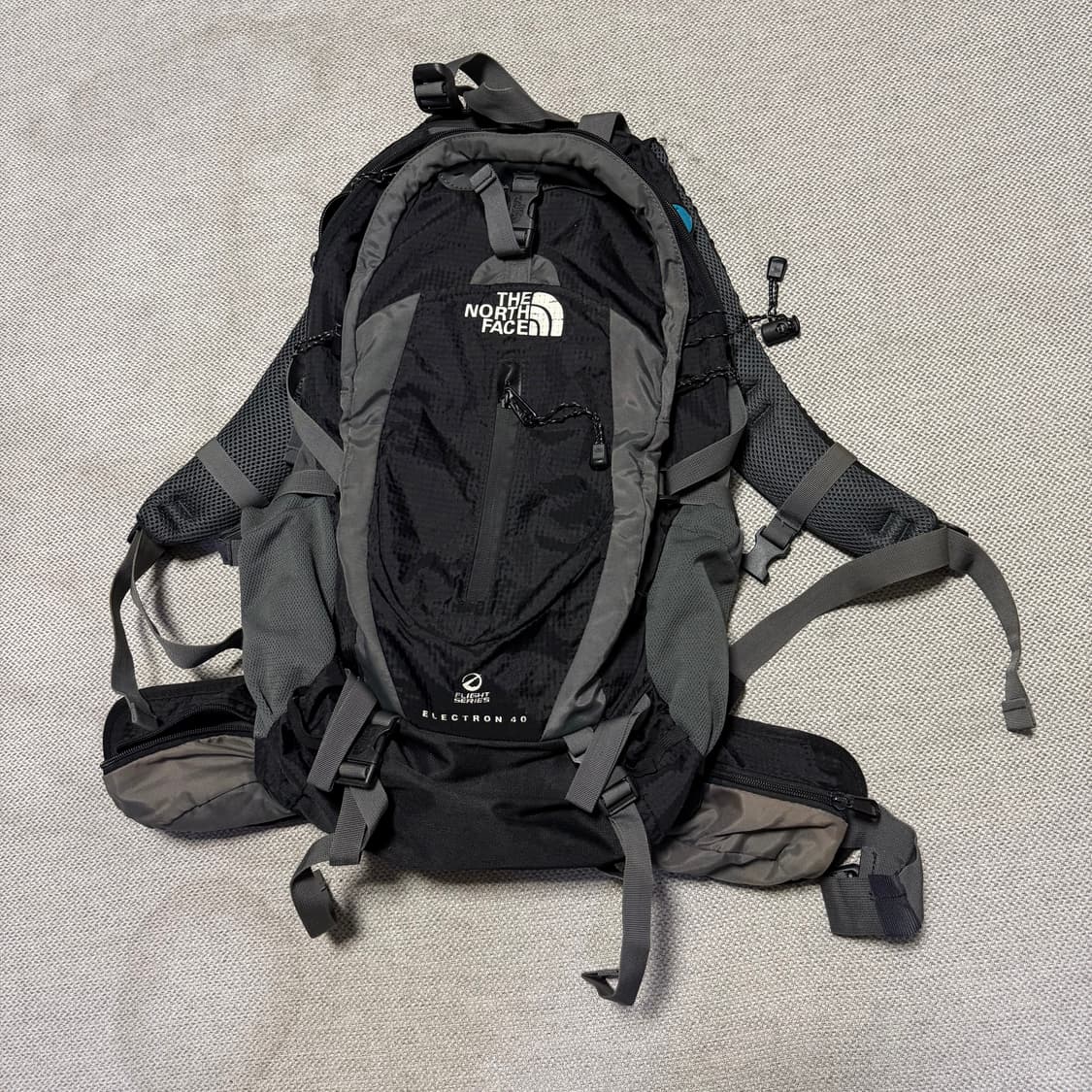 노스페이스 플라이트 시리즈 Electron 40 백팩 상품이미지1