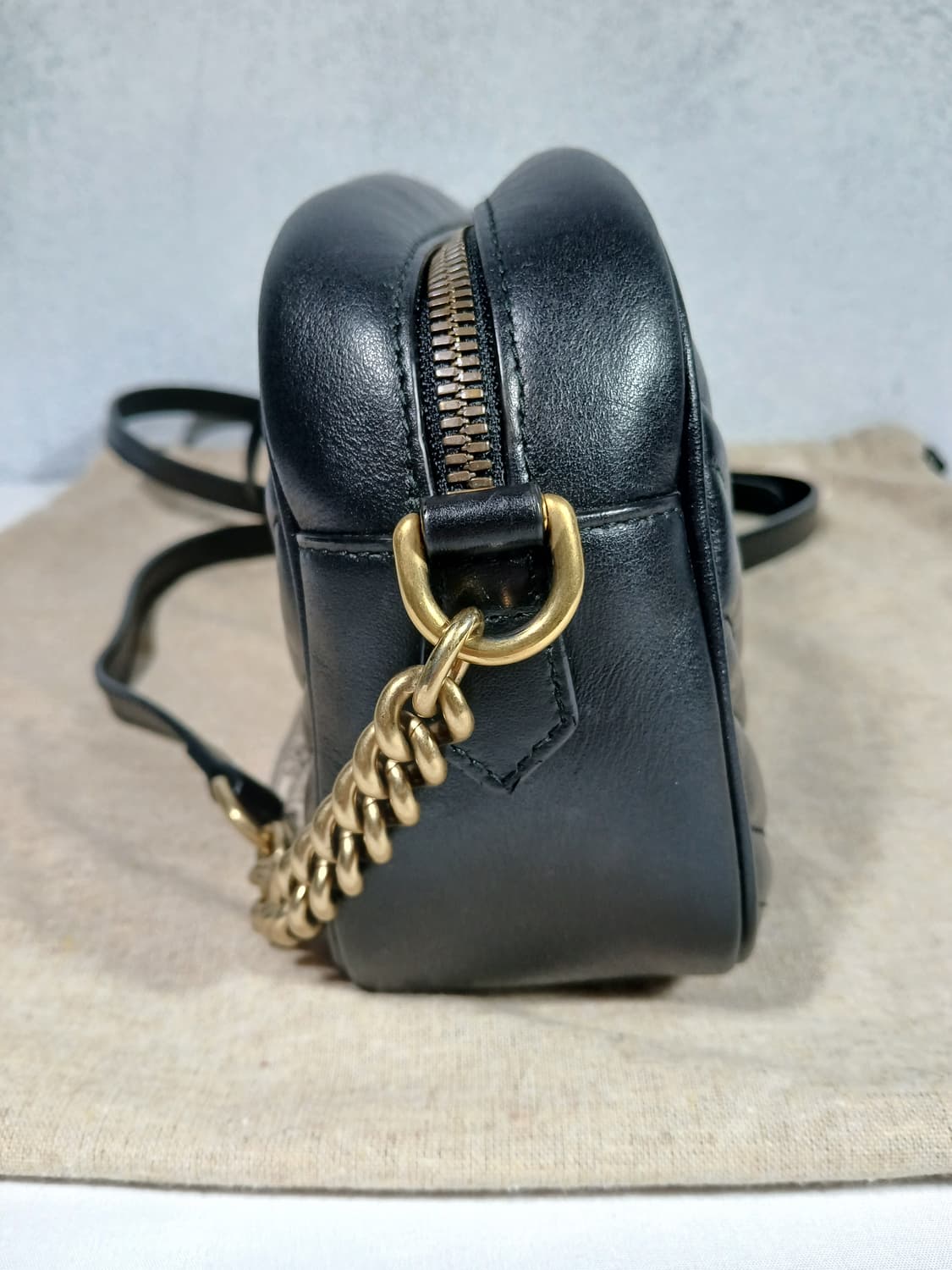 구찌 마몽 마틀라세 스몰 숄더백 상품이미지5