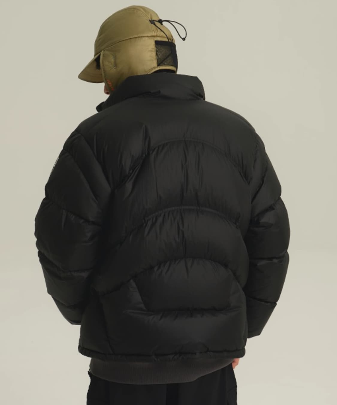 (거의 새제품) 살로몬 컨투어 다운 자켓 블랙 / L 상품이미지2