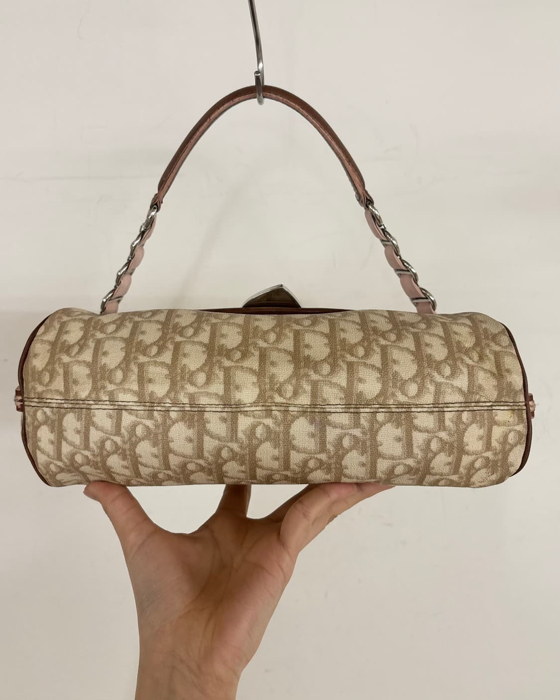 디올 베이지 오블리크 로맨틱 바게트 숄더백 상품이미지6