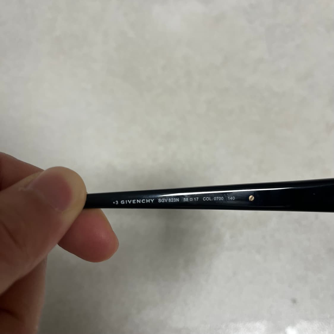 [정품]지방시(GIVENCHY) SGV 823N 0700 블랙 선글라스 상품이미지7