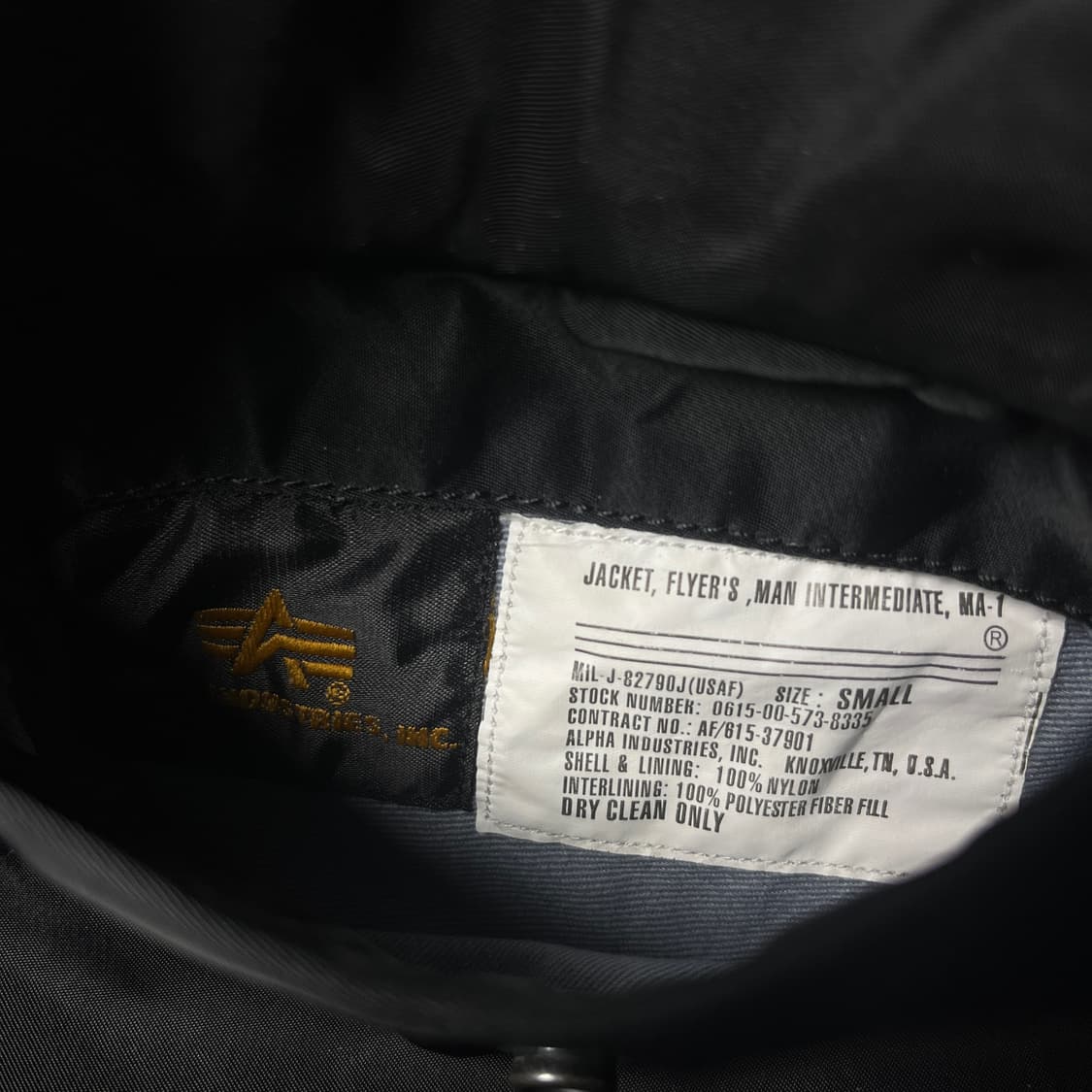 Alpha Industries MA-1 Flight Jacket 상품이미지5