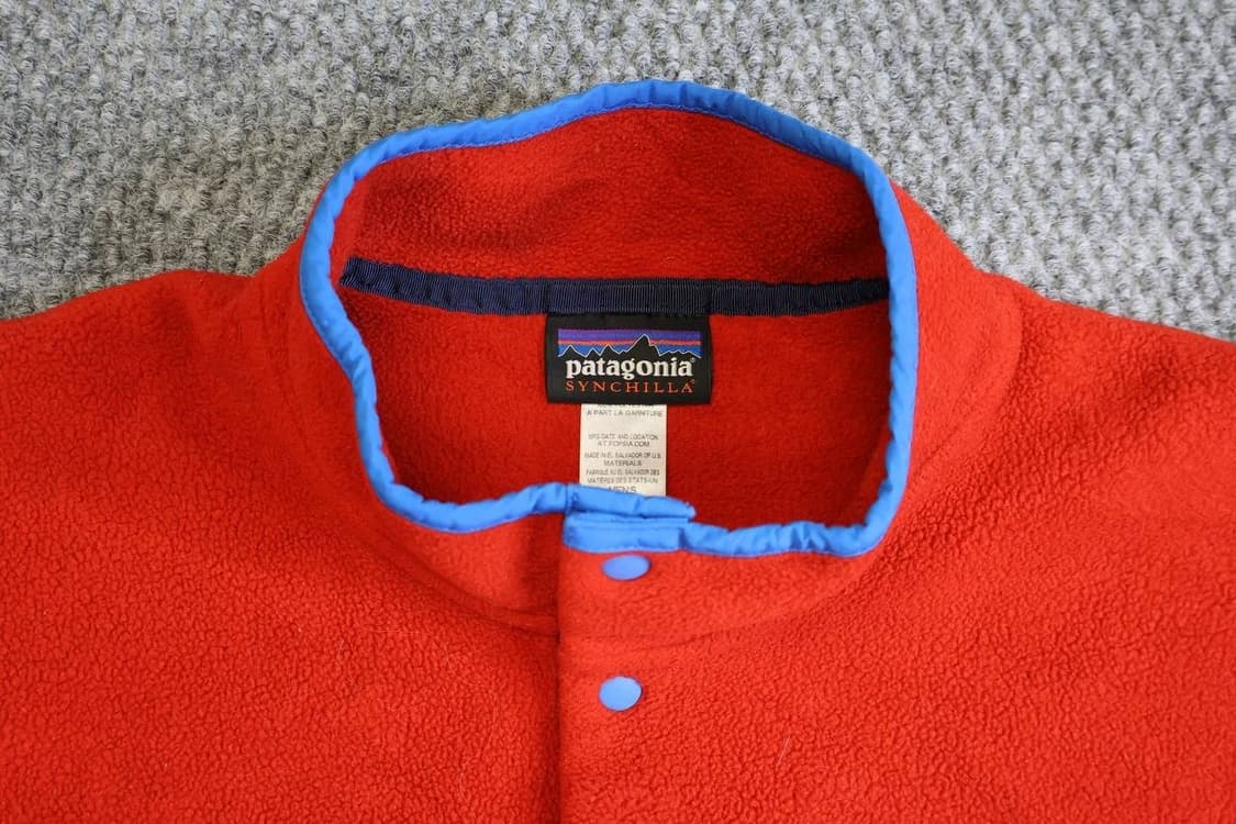 12FW 파타고니아 신칠라 스냅-T 플리스 레드 블루 트림 상품이미지3