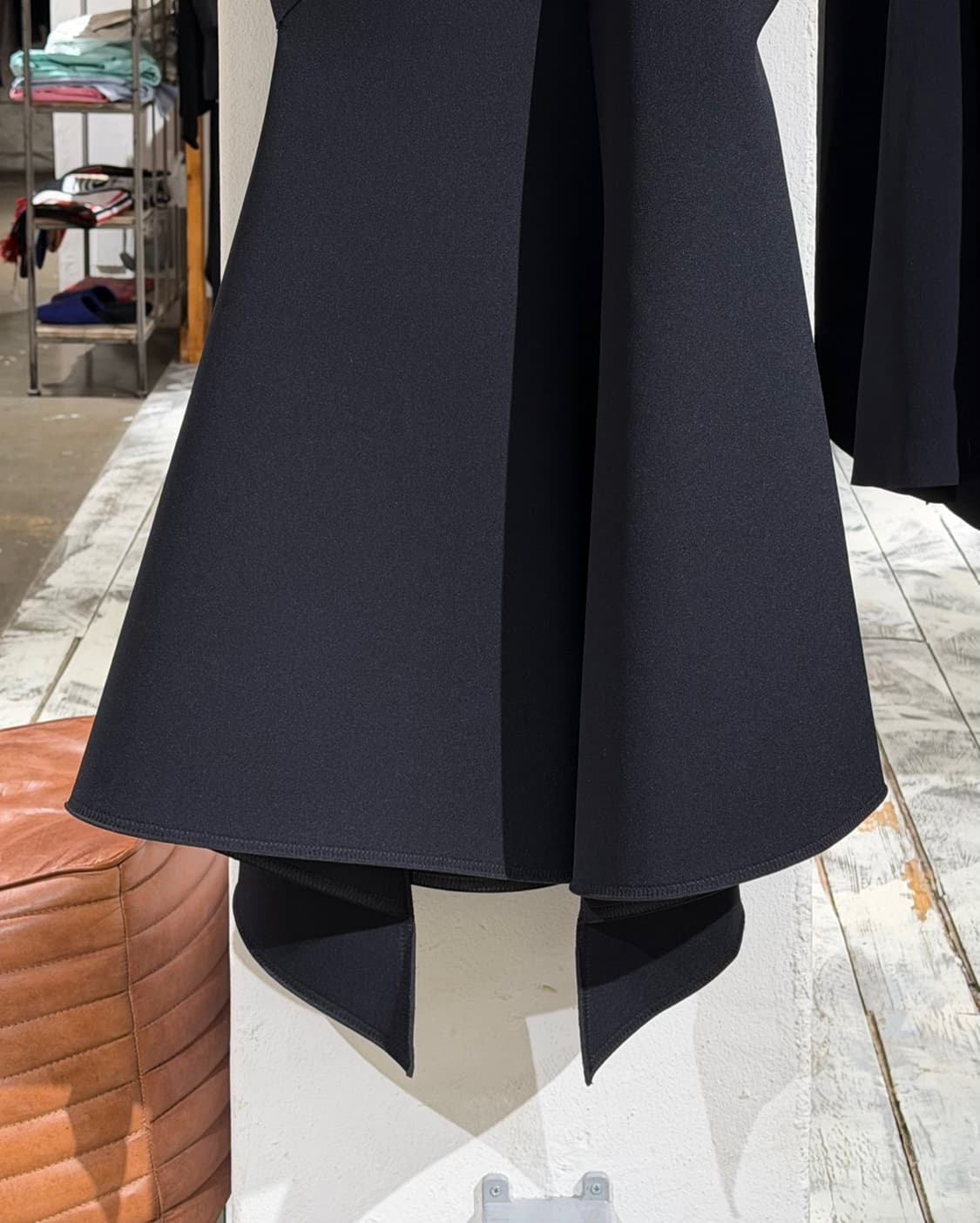 준야 와타나베 블랙 나일론 스컬프쳐 드레스 상품이미지5