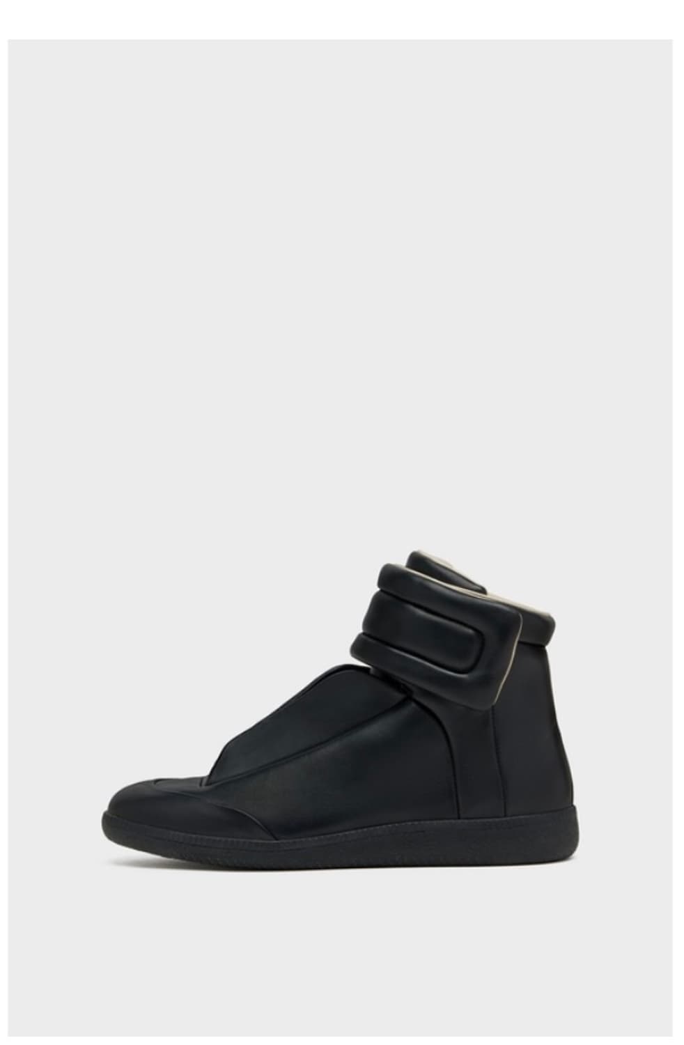 마르지엘라 퓨처 블랙 40 사이즈 (250사이즈) 상품이미지1