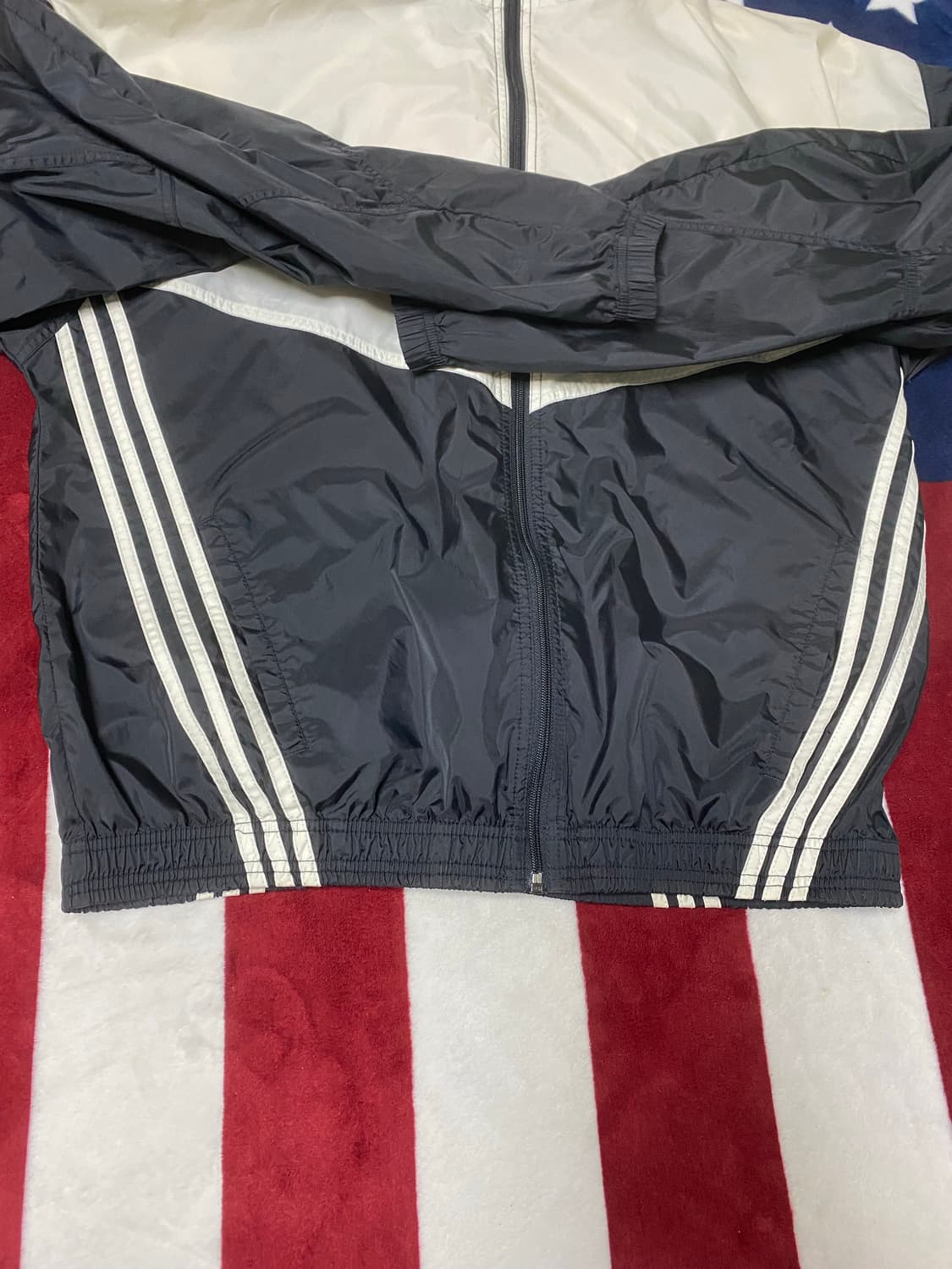 아디다스 90s usa 바람막이 상품이미지3