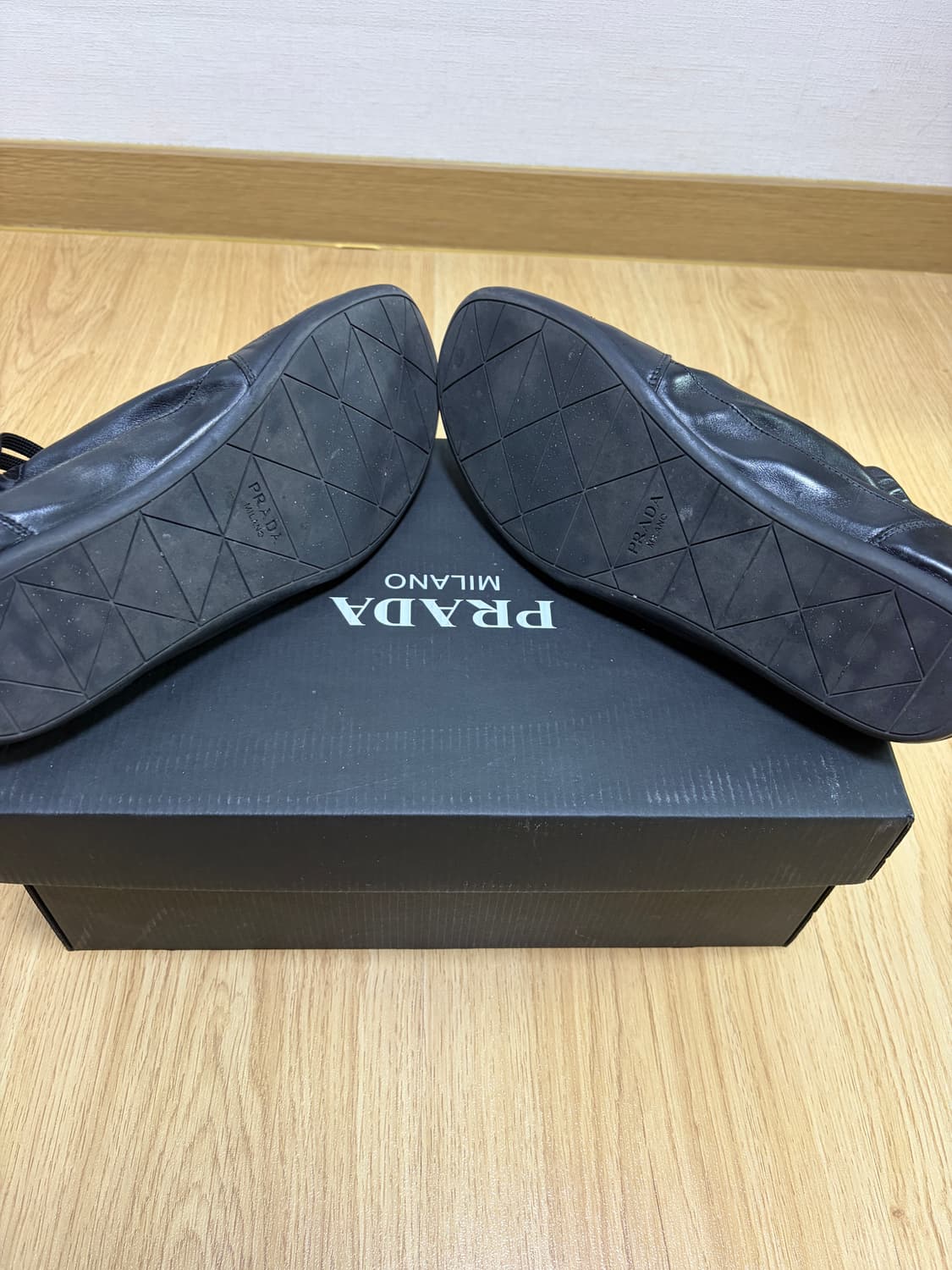 prada leather collapse uk9 프라다 레더 콜랩스 상품이미지6