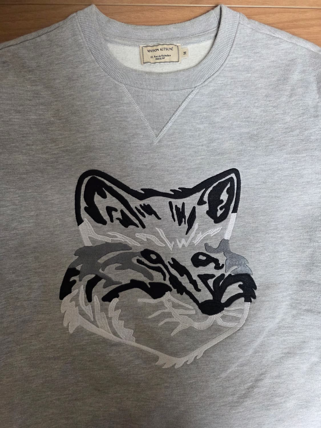 메종키츠네 빅 폭스 자수 레귤러 크루넥 기모맨투맨/ GM00339KM00 상품이미지2