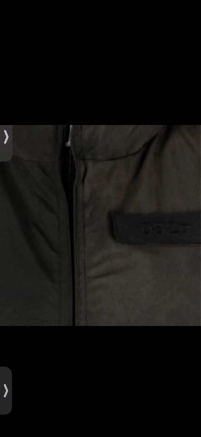 032C 로고 베스트 AURORA 블랙 L 상품이미지3