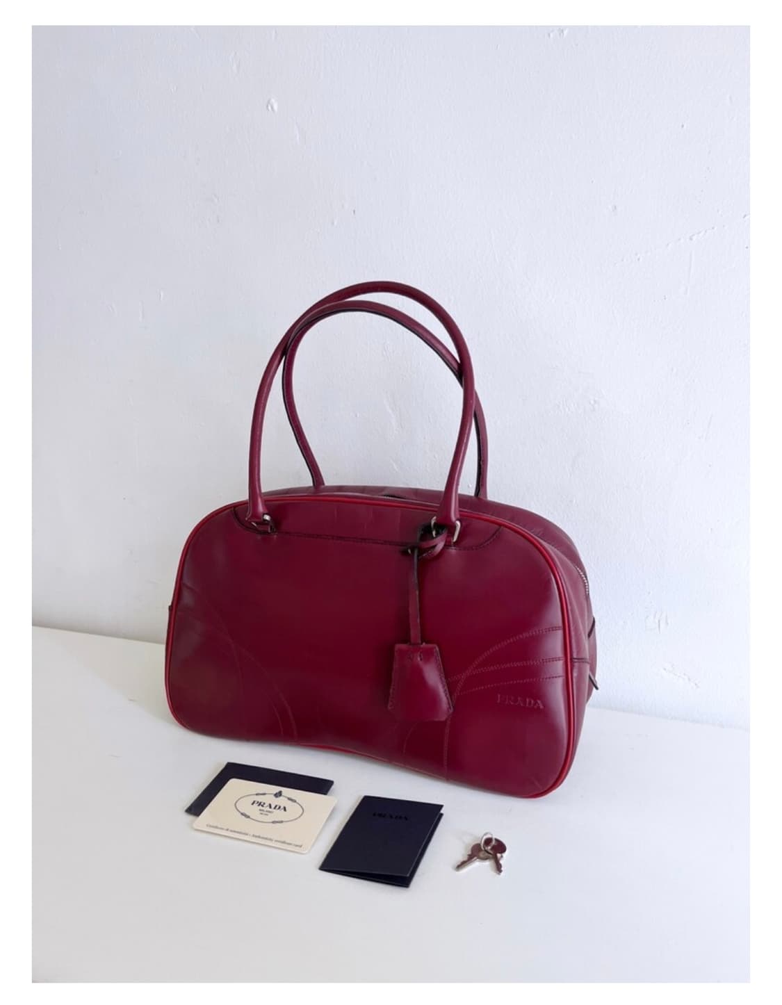 프라다 빈티지 레더 볼링 숄더백 버건디 상품이미지4