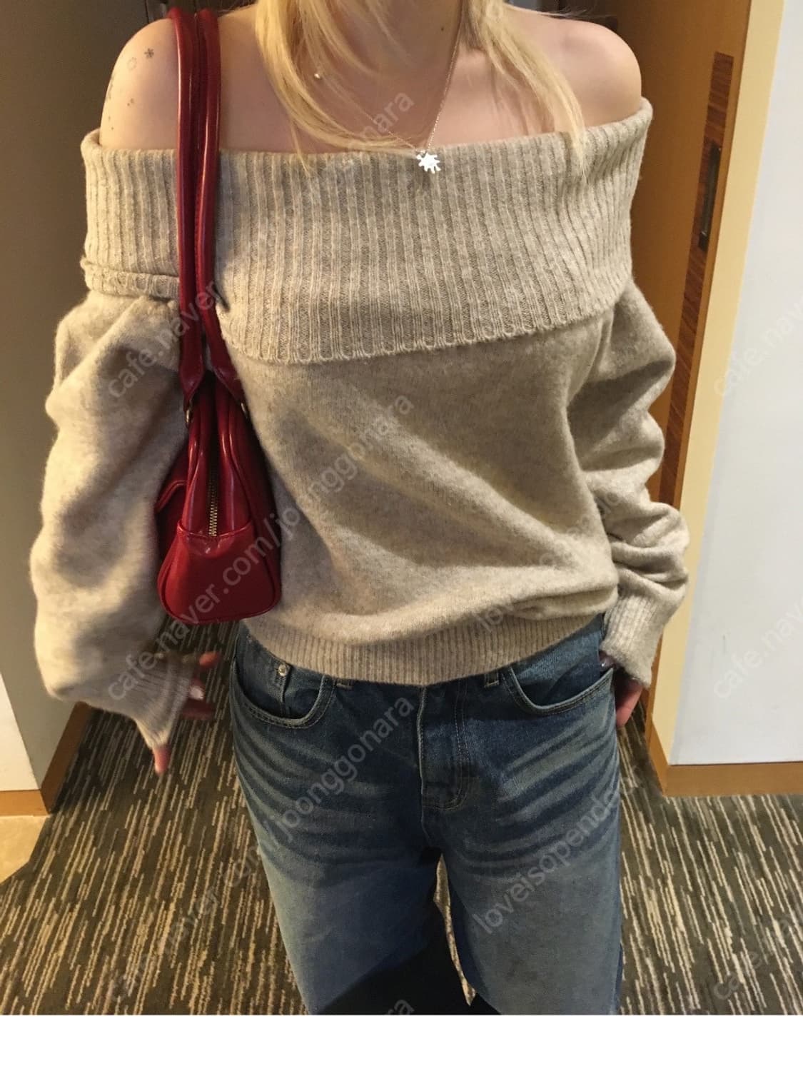 아워캐비넷 miu off knit 오프숄더 니트 상품이미지8