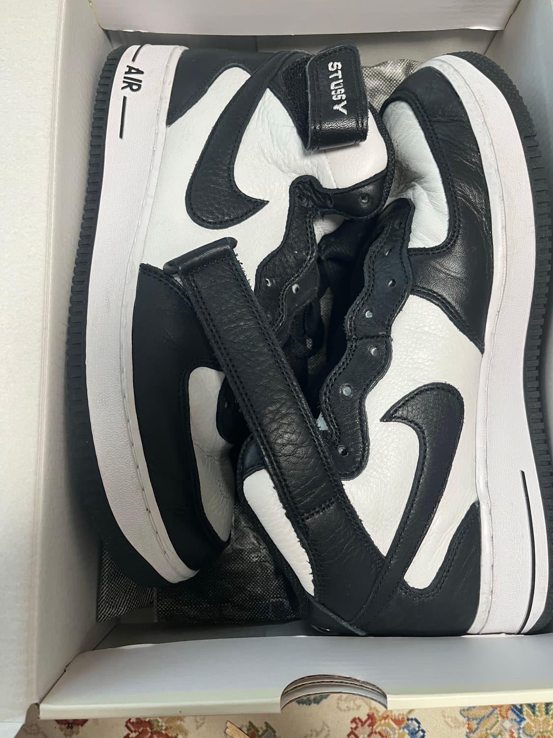 나이키 x 스투시 에어포스1 미드 275 상품이미지1