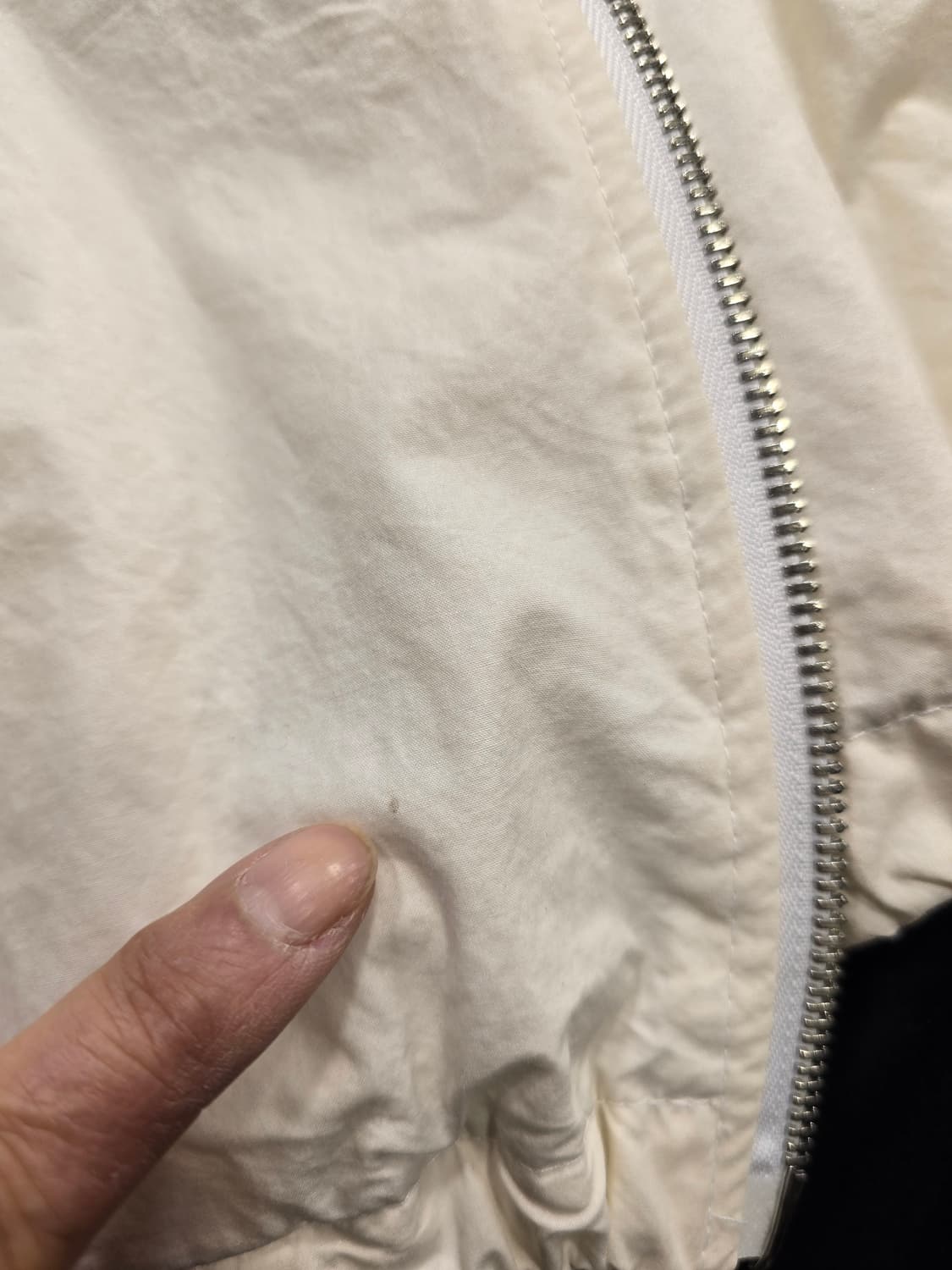 마뗑킴 로고 코팅 바람막이 자켓 점퍼 아이보리 프리사이즈 상품이미지10