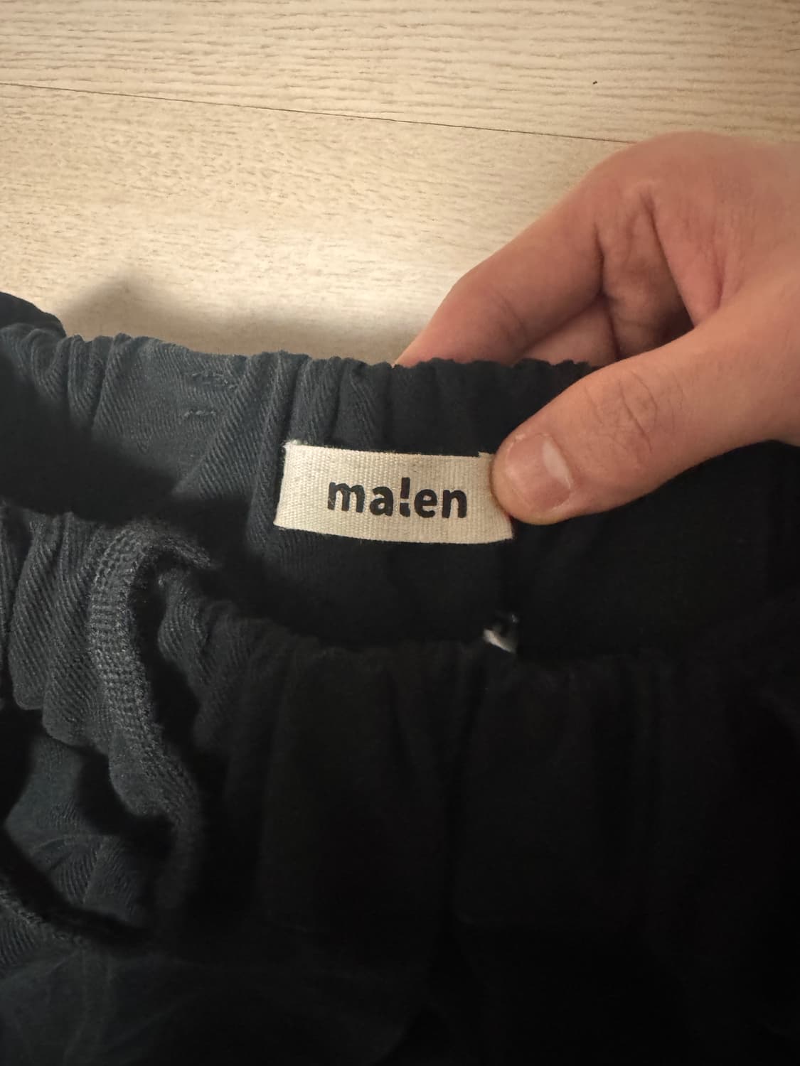 말렌 유니섹스 턱 볼룬팬츠 black 상품이미지3