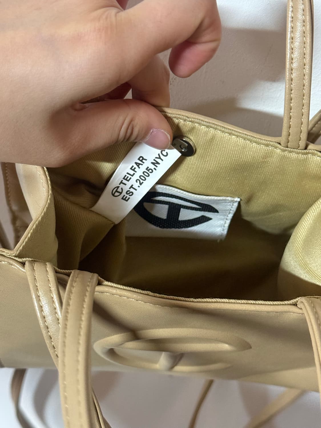 텔파 T 로고 미니 토트 크로스백 베이지 상품이미지8
