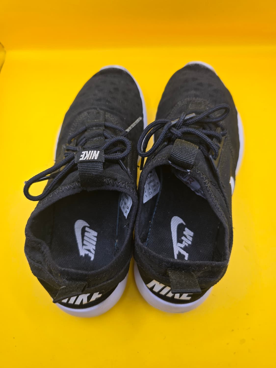 나이키 Juvenate 러닝화225 상품이미지4