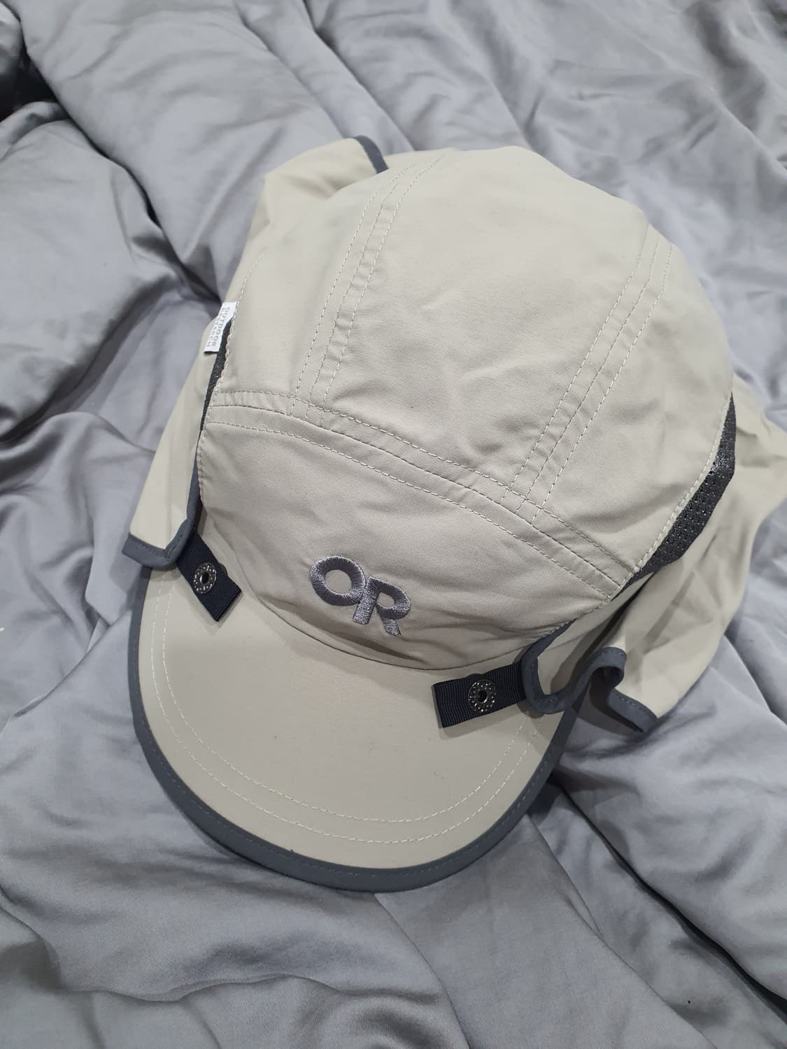 아웃도어 리서치 썬너러캡  상품이미지1