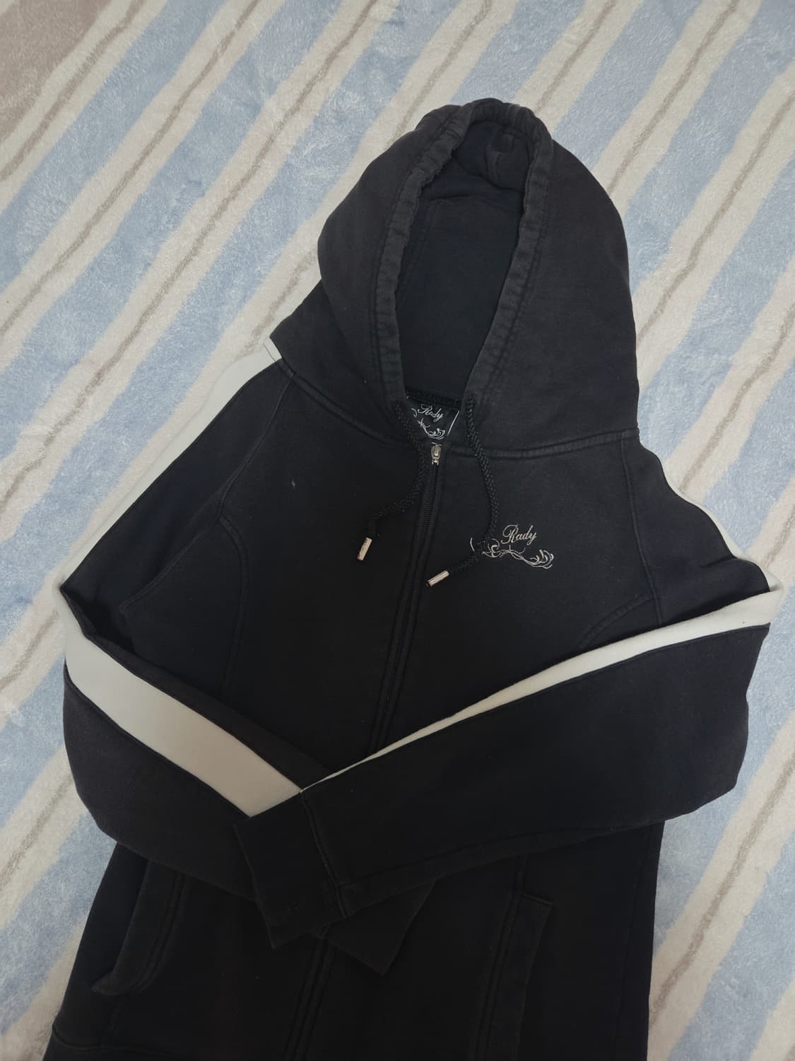 Rady 블랙 트레이닝복 셋업 상품이미지3