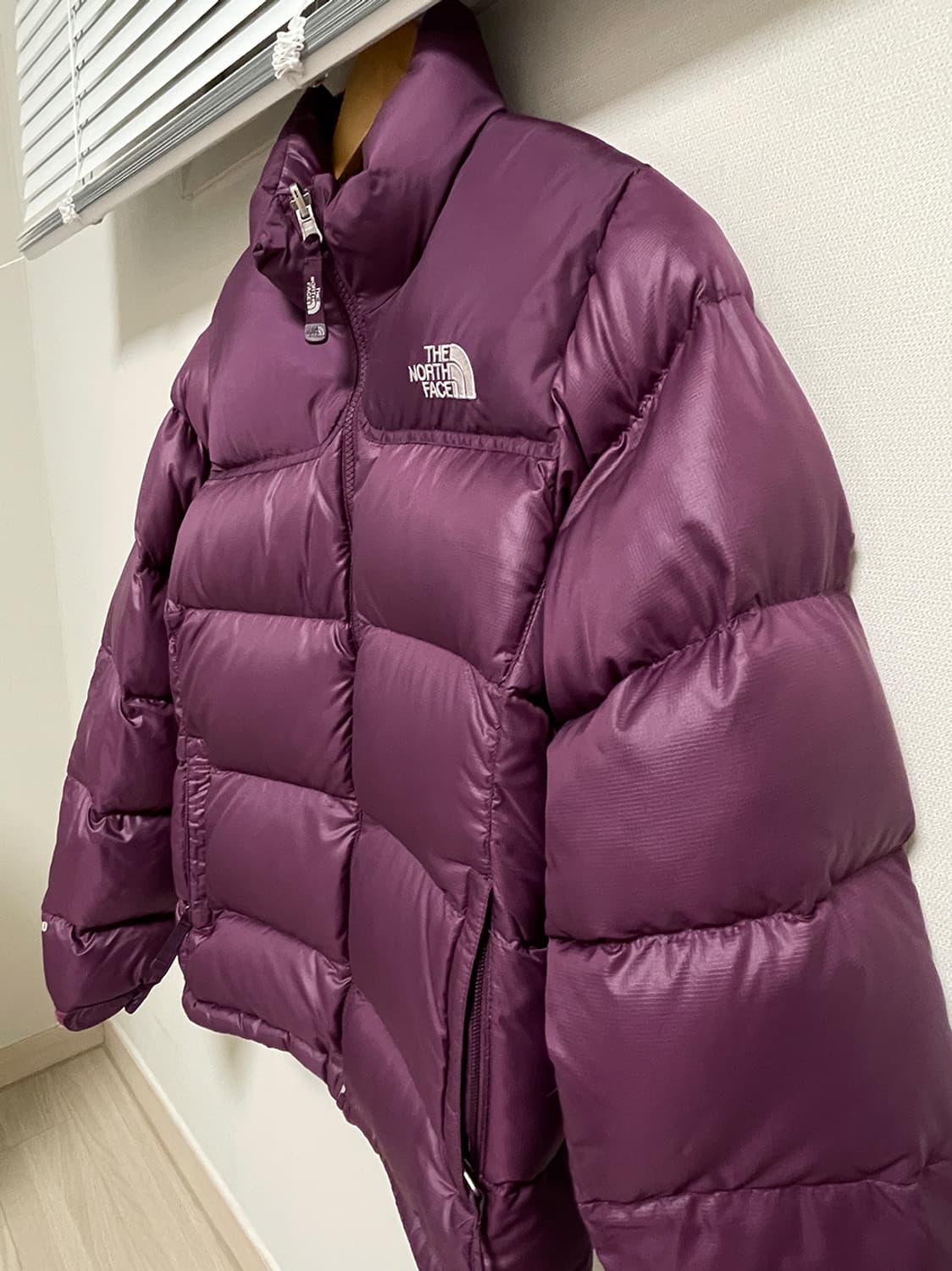 노스페이스 700눕시 여성 퍼플 패딩 상품이미지6
