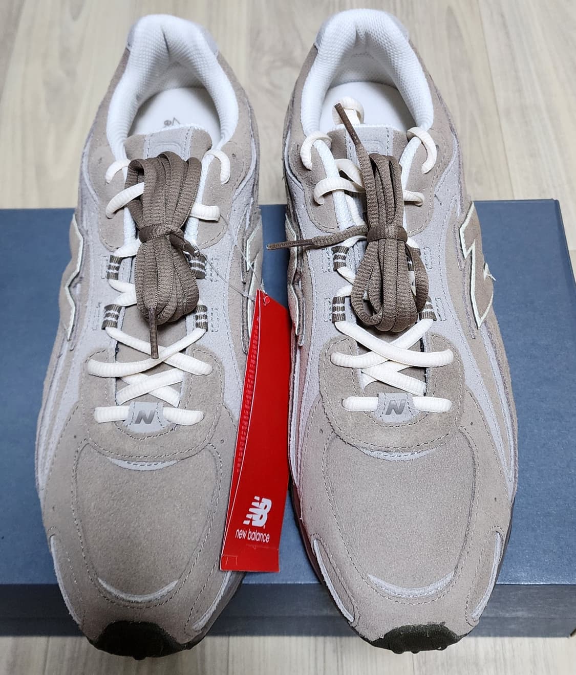 [280] 뉴발란스 204L 스웨이드 머쉬룸 애리드 스톤 상품이미지3